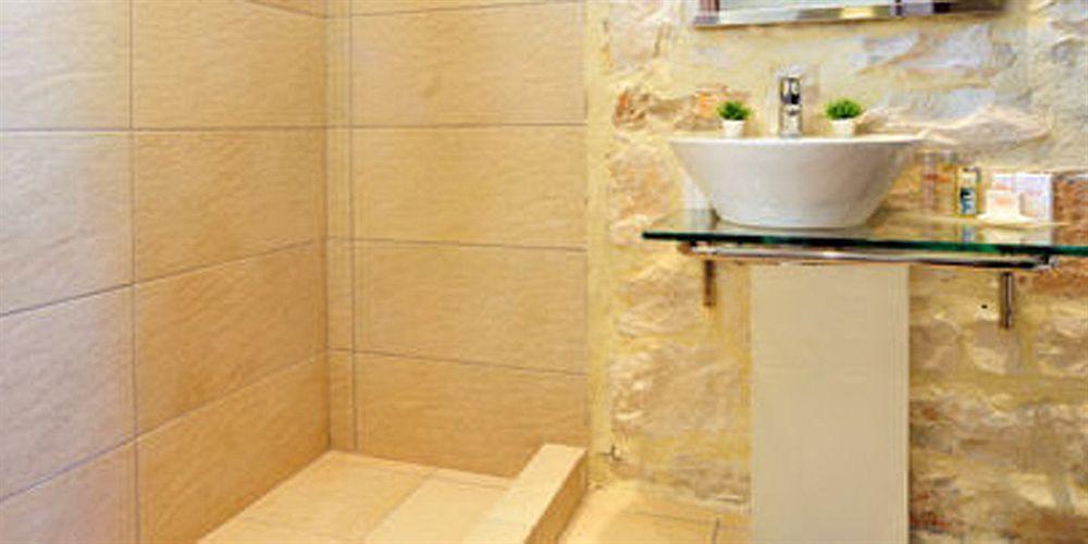 Villa Exensian Villas&suites *