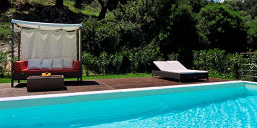 Exensian Villas&suites Marathiás
