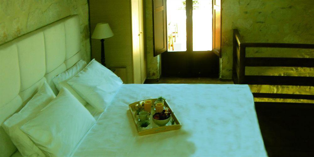 Villa Exensian Villas&suites *
