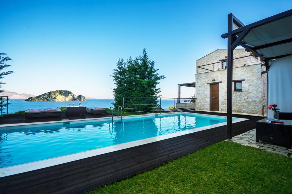 Exensian Villas&suites
